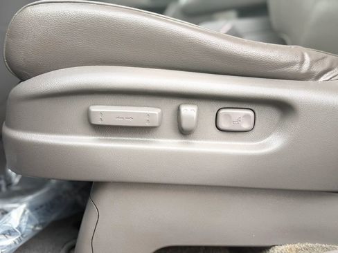 Used 2015 Honda Odyssey EX-L image 24