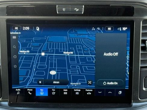 New 2026 Ford F150 Lariat w/ Equipment Group 502A High image 26