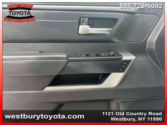 Used 2023 Toyota Sequoia Platinum AWD/4WD image 21