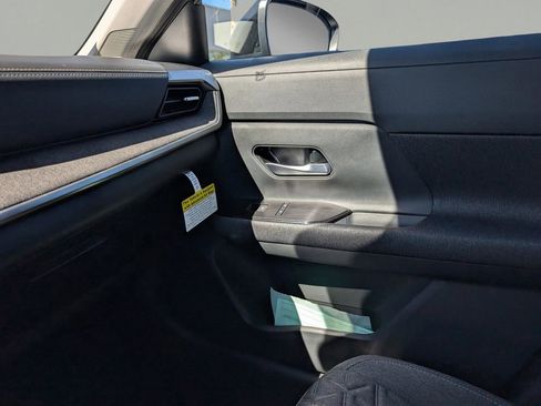 New 2026 Nissan Kicks SV image 27