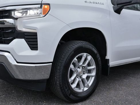 Used 2023 Chevrolet Silverado 1500 LT AWD/4WD image 30