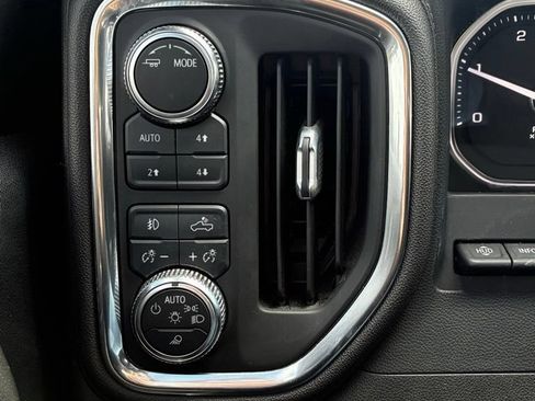 Used 2022 GMC Sierra 2500 Denali w/ Denali Ultimate Package AWD/4WD image 16