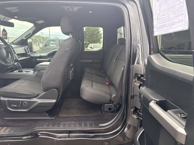 Used 2015 Ford F150 XLT w/ Equipment Group 302A Luxury AWD/4WD image 10
