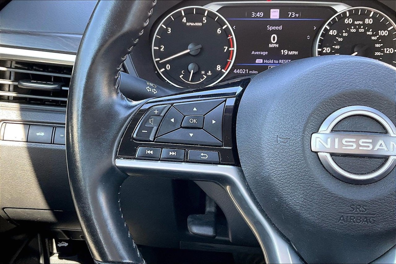 Used 2025 Nissan Altima 2.5 SV w/ SV Premium Package AWD/4WD image 26