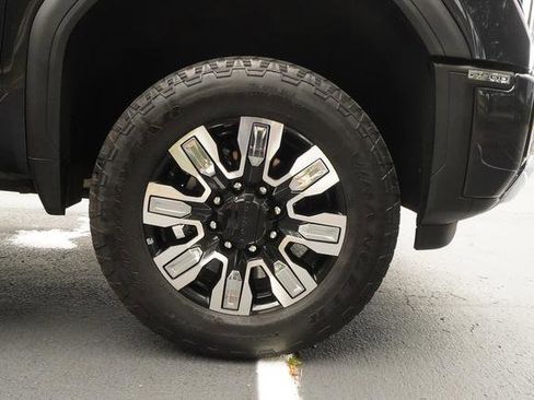 Used 2024 GMC Sierra 2500 Denali w/ Denali Reserve Package AWD/4WD image 45