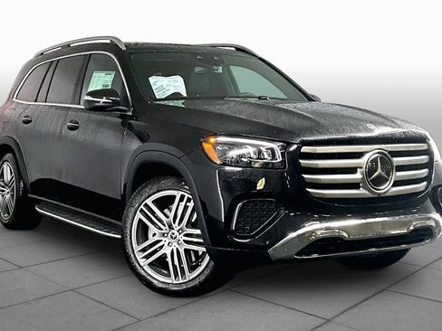 New 2026 Mercedes-Benz GLS 450 4MATIC image 2
