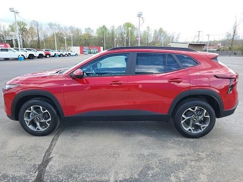 New 2026 Chevrolet Trax LT image 9