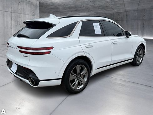 Used 2022 Genesis GV70 3.5T Sport w/ Sport Advanced Package image 7