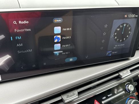 New 2026 Hyundai Santa Fe SEL image 18