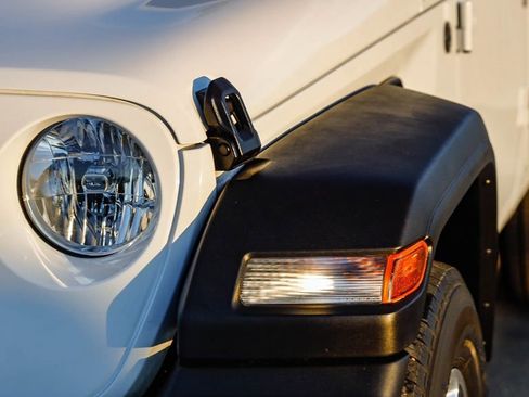 Certified 2022 Jeep Wrangler Unlimited Sport image 4