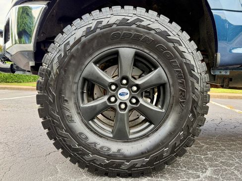 Used 2018 Ford F150 XLT w/ Equipment Group 302A Luxury AWD/4WD image 28