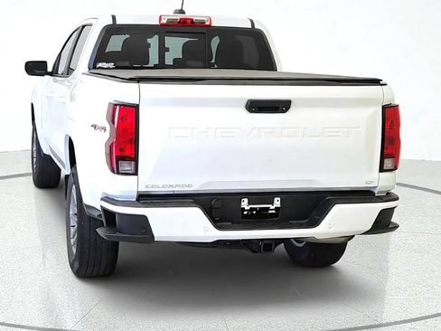 Used 2023 Chevrolet Colorado LT w/ LT Convenience Package AWD/4WD image 7