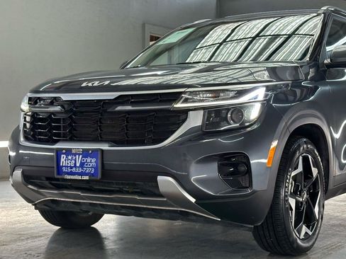 Used 2025 Kia Seltos S FWD image 4