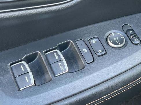 Certified 2023 Honda HR-V Sport image 12