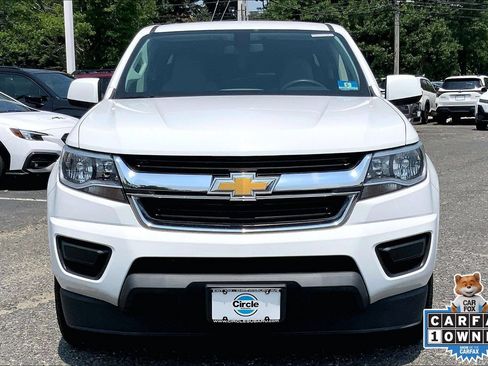 Used 2020 Chevrolet Colorado W/T w/ WT Convenience Package AWD/4WD image 3