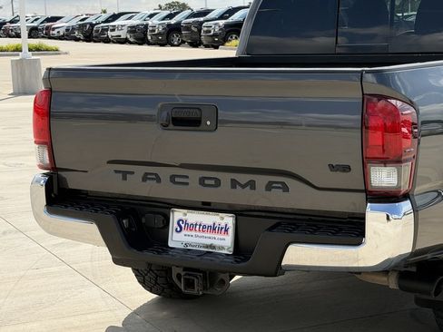 Used 2023 Toyota Tacoma SR5 RWD image 6