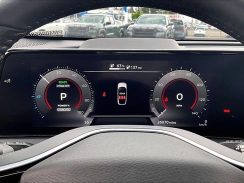 Used 2023 Nissan Ariya FWD image 13