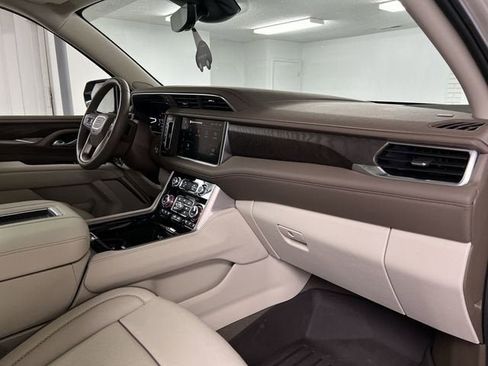 Certified 2024 GMC Yukon XL Denali w/ Advanced Technology Package image 30