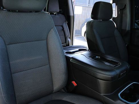 Used 2020 GMC Sierra 1500 Elevation RWD image 17