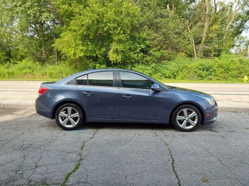 Used 2013 Chevrolet Cruze LT w/ Enhanced Safety Package FWD image 4