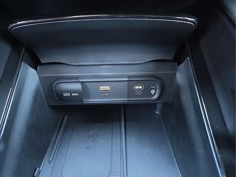 Used 2025 Kia Telluride SX Prestige image 22