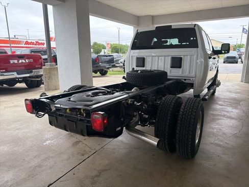 New 2026 RAM 3500 Tradesman w/ Chrome Appearance Group A AWD/4WD image 5