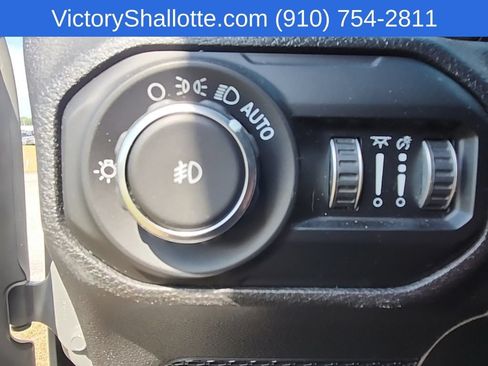 Used 2020 Jeep Wrangler Unlimited Sport AWD/4WD image 13
