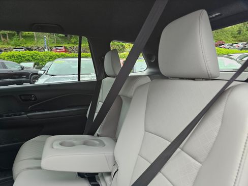 Used 2023 Honda Passport Elite image 21