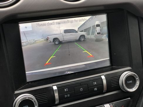 Used 2020 Ford Mustang Premium image 19