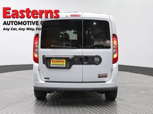 Used 2018 RAM ProMaster City Tradesman SLT FWD image 6