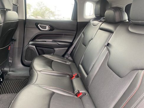 Used 2022 Jeep Compass Trailhawk w/ Trailhawk Convenience Group image 14