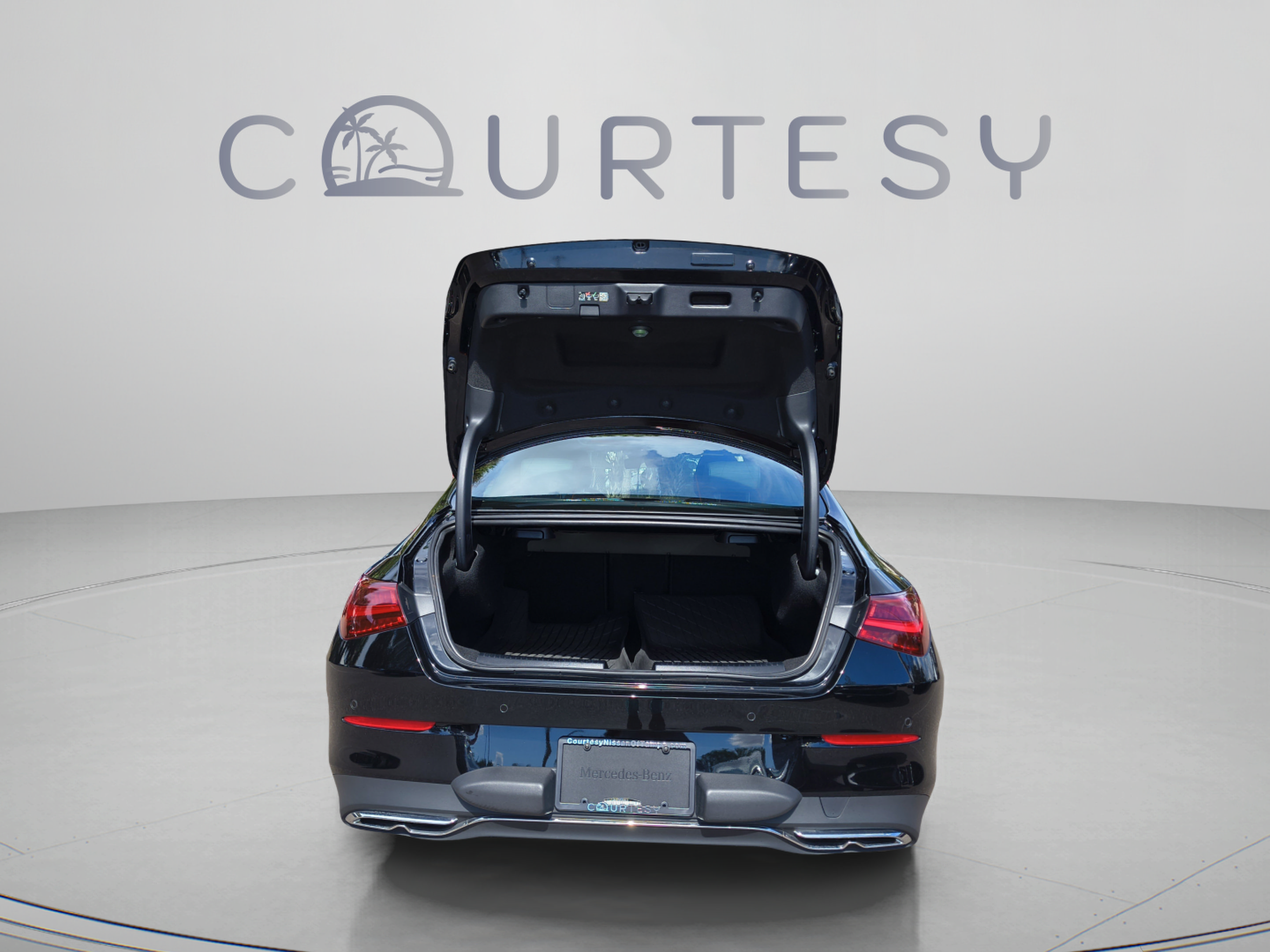 Used 2024 Mercedes-Benz CLA 250 image 11