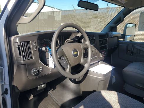 New 2026 Chevrolet Express 3500 w/ Power Convenience Package RWD image 20