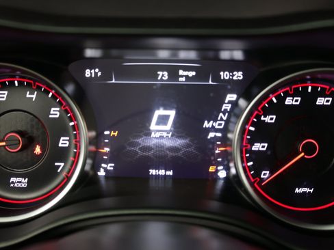 Used 2019 Dodge Charger GT RWD image 22