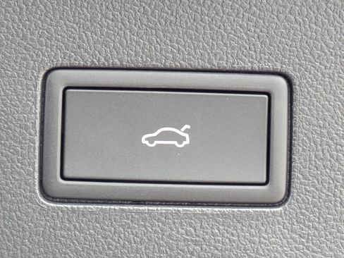 New 2026 Volkswagen Atlas SEL image 14