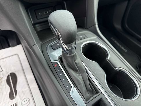 Certified 2024 Chevrolet Equinox LT AWD/4WD image 20