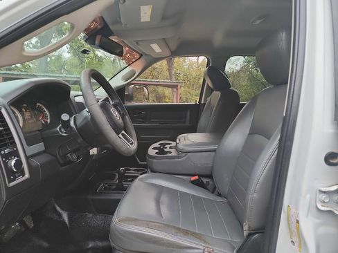 Used 2018 RAM 2500 Tradesman w/ Popular Equipment Group image 17