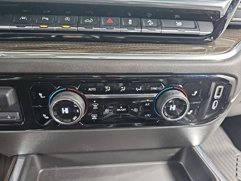 Certified 2024 Chevrolet Silverado 1500 LT Trail Boss w/ Convenience Package II image 28