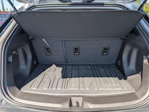 Used 2023 Chevrolet Bolt EUV Premier w/ Sun & Sound Package FWD image 19