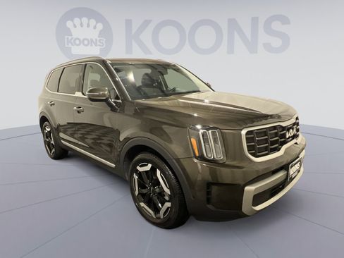 Used 2023 Kia Telluride S w/ S Sunroof Package AWD/4WD image 2