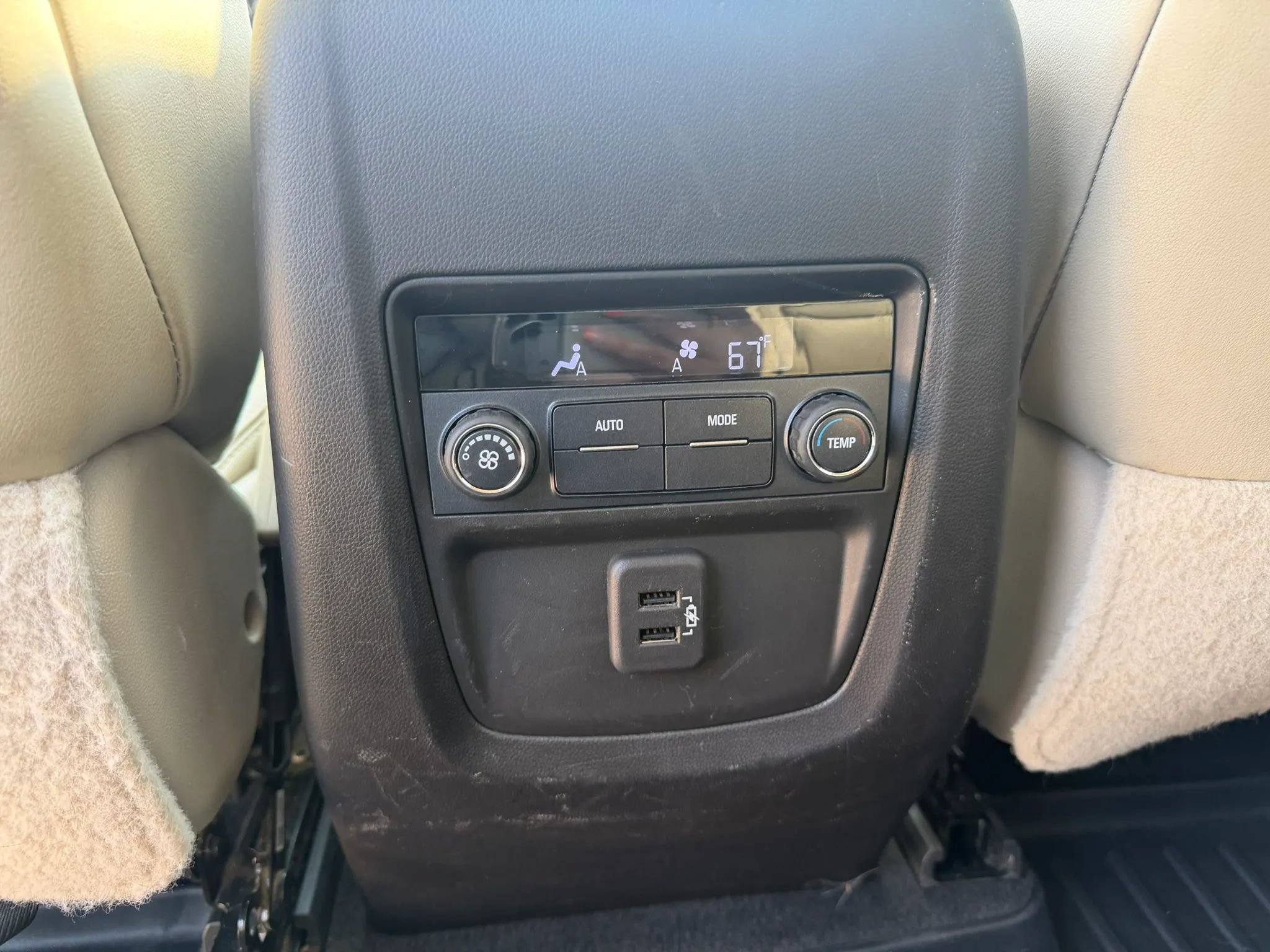 Used 2019 Buick Enclave Essence FWD image 42