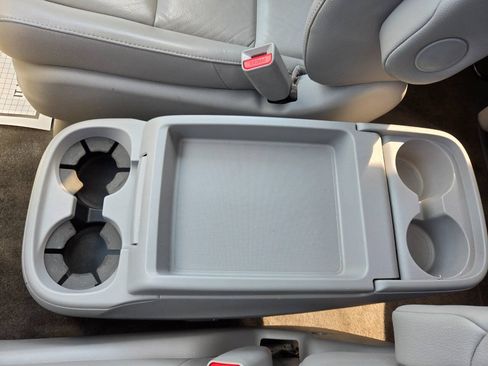 Used 2011 Honda Odyssey EX-L image 23