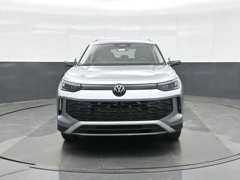 New 2026 Volkswagen Tiguan S image 2
