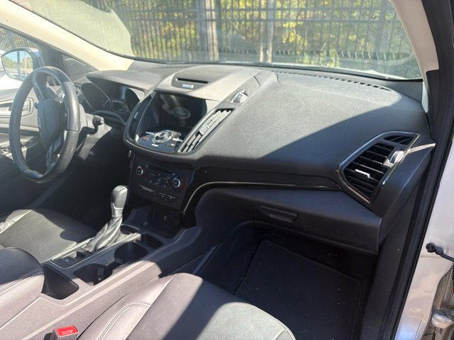 Used 2017 Ford Escape Titanium FWD image 21