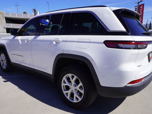 Used 2023 Jeep Grand Cherokee Limited image 5