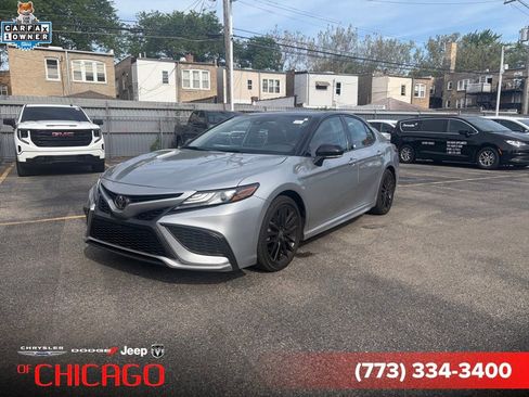 Used 2021 Toyota Camry XSE AWD/4WD image 3