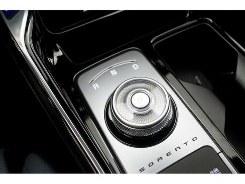 New 2025 Kia Sorento SX Prestige image 26