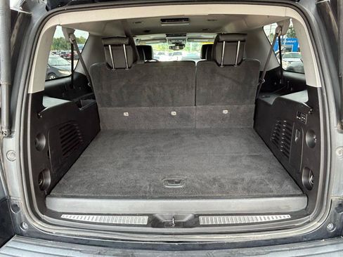 Used 2015 GMC Yukon XL Denali w/ Touring Package AWD/4WD image 19