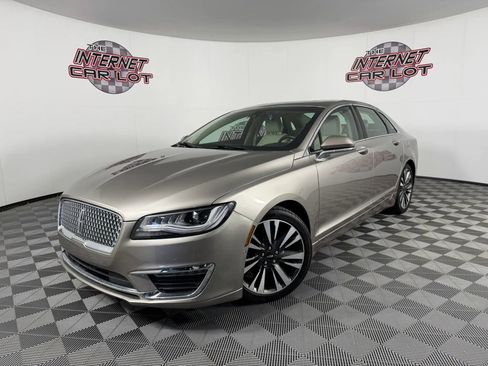 Used 2020 Lincoln MKZ Reserve FWD image 1