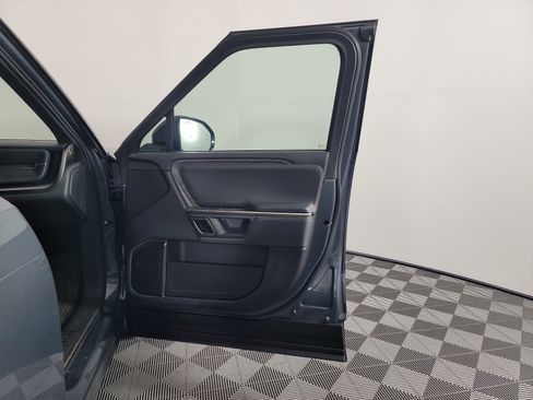 Used 2023 Rivian R1S Adventure image 19